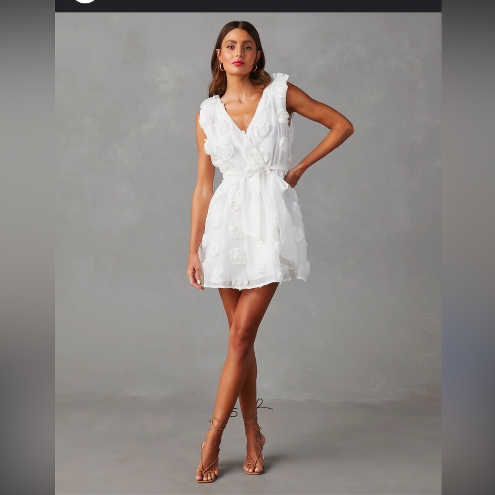 Floral Embellished Mini Dress | M